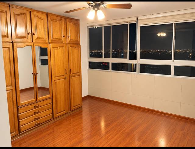 2 BEDROOM FLAT TO LET IN SPARKS
